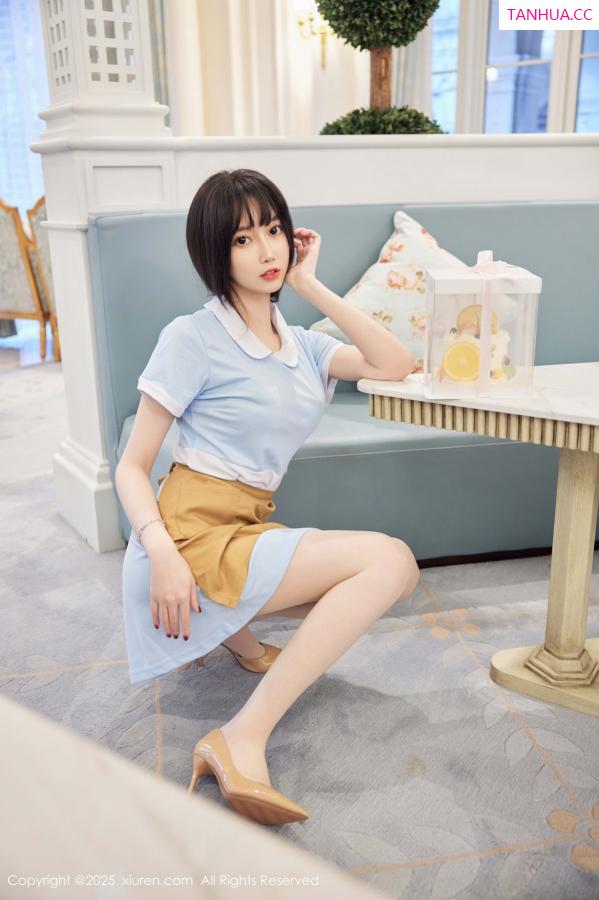 玥儿玥  [XiuRen]高清写真图 2025.02.10 No.9864 玥儿玥er 丝袜美腿第16张图片